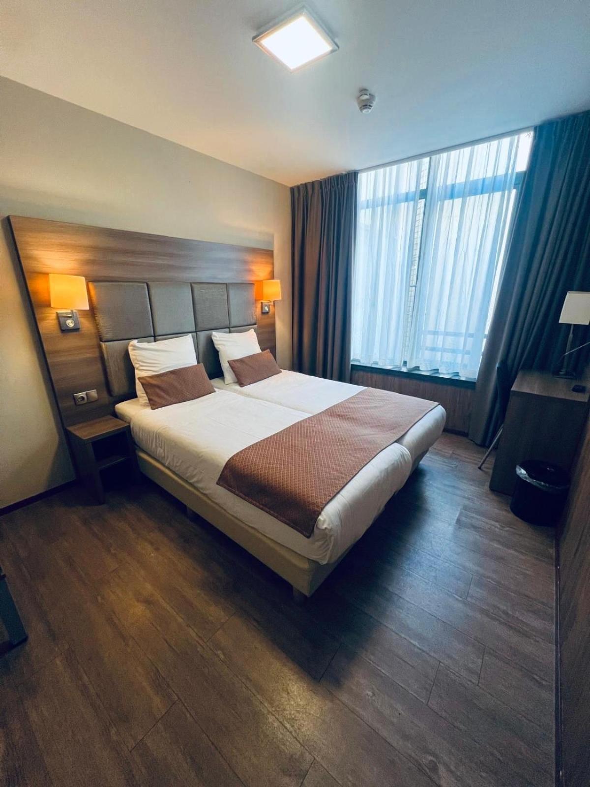 Ozo Hotels Cordial Amsterdam Exterior photo